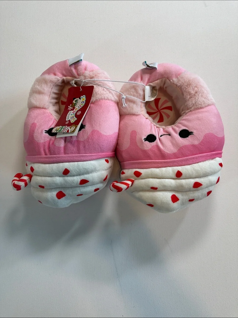 Squishmallows Pink & White Cupcake Kids Plush Slippers Size 13-1